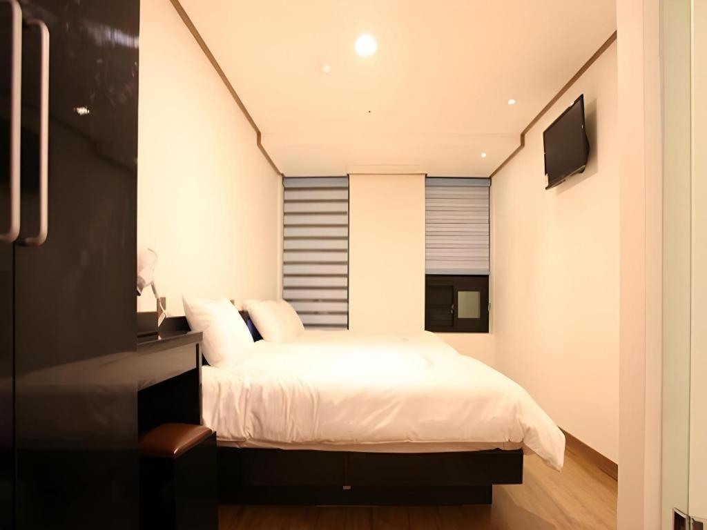 Myeongdong Mom House Hotel Seul Exterior foto